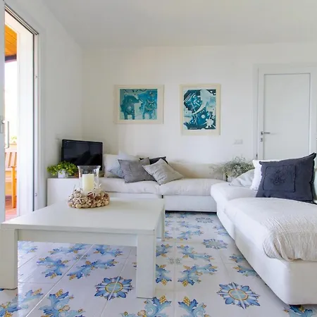 Welcomely - Porto Rotondo Sul Mare Appartamento *